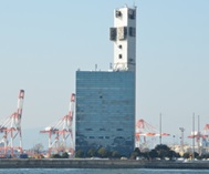 名古屋港船舶通航情報センターの写真