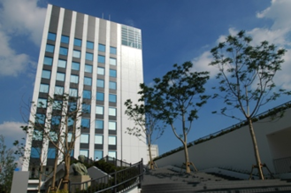 Photo: Outside shot of the main building of the Nagoya Port Authority 