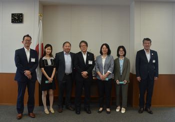 A delegation from the China Ports and Harbours Association , Executive Vice President and Directors